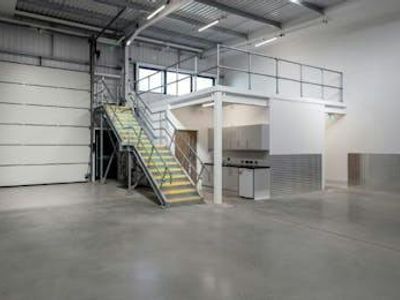 Property Image for 693 Stirling Road, Slough, SL1 4ST