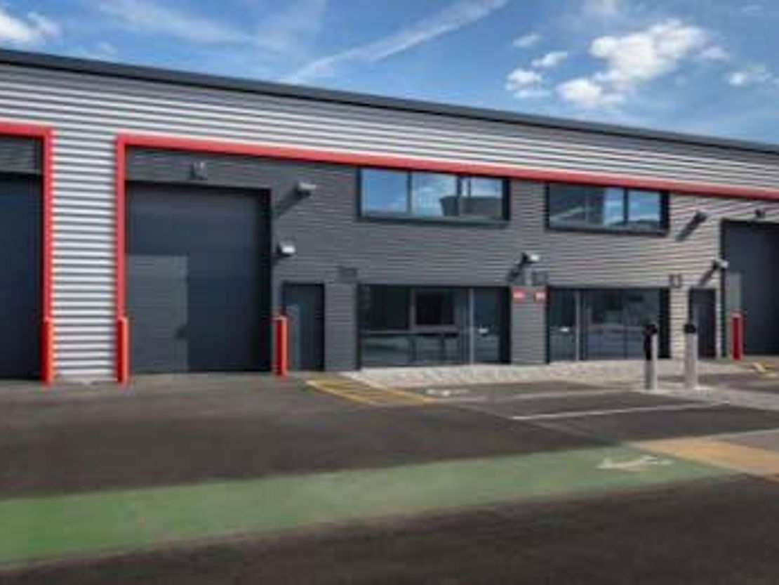 694 Stirling Road, Slough Trading Estate, Slough, SL1 4ST