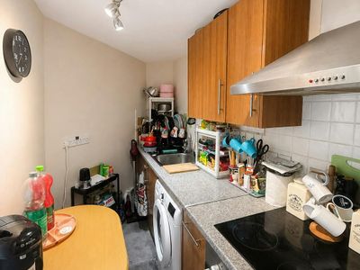Property Image for 8A Rawlins Street, Stoke-on-Trent, ST1 6PE