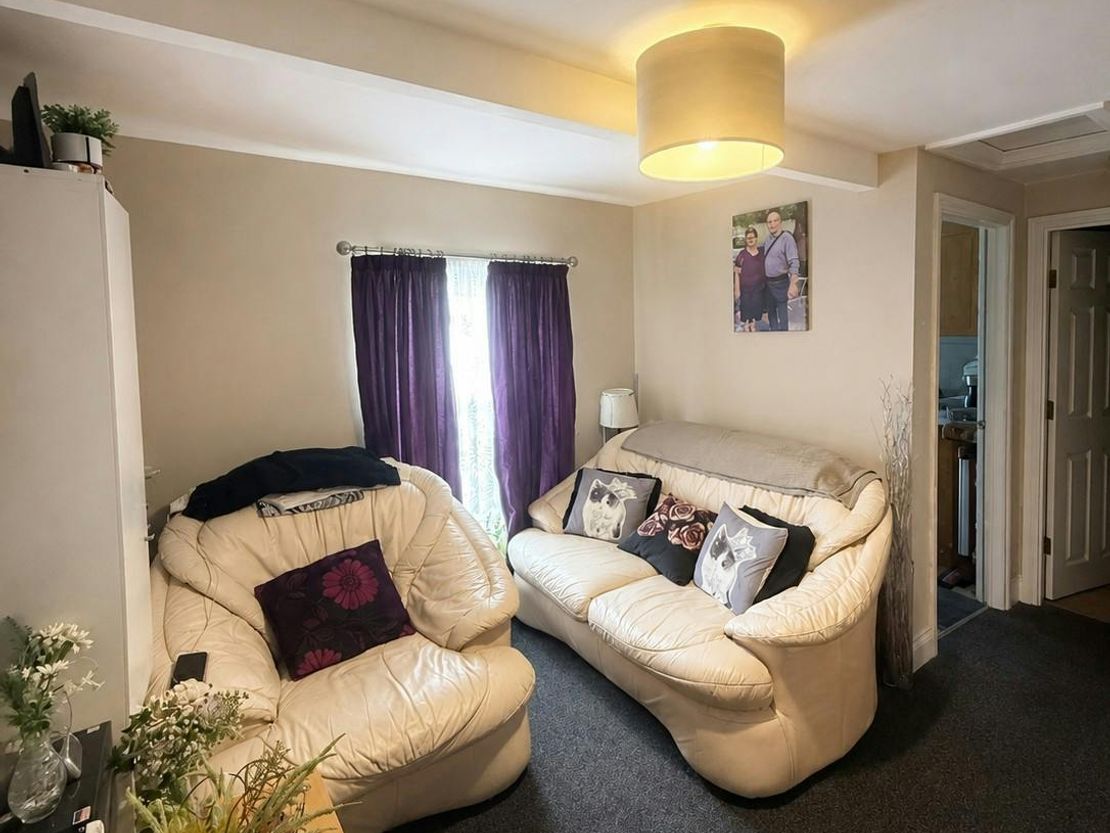 8A Rawlins Street, Stoke-on-Trent, ST1 6PE