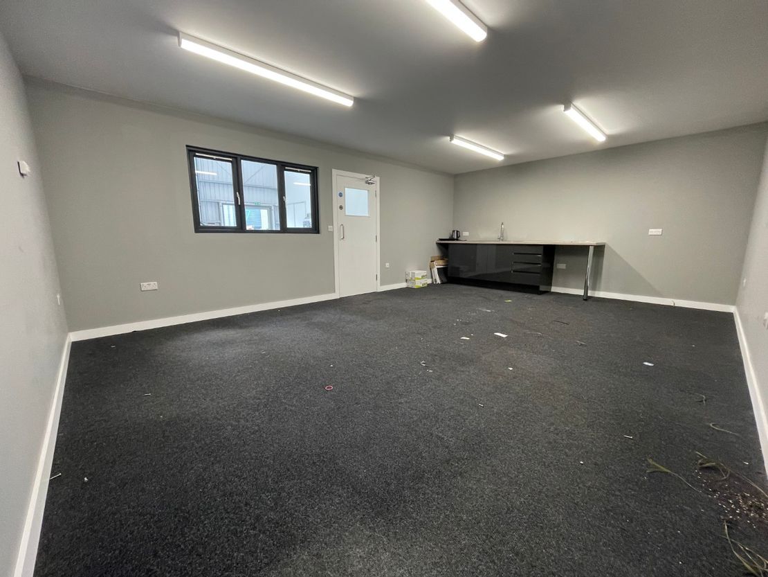Unit 2, Carlton Business Park, Carlton Road, Ashford, Kent, TN23 1DP