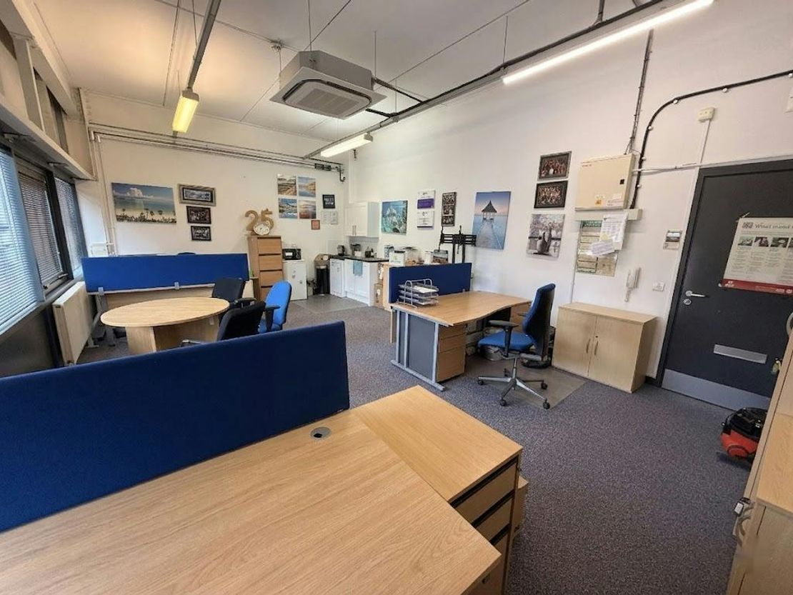 7 The Enterprise Centre, Coxbridge Business Park, Farnham, GU10 5EH