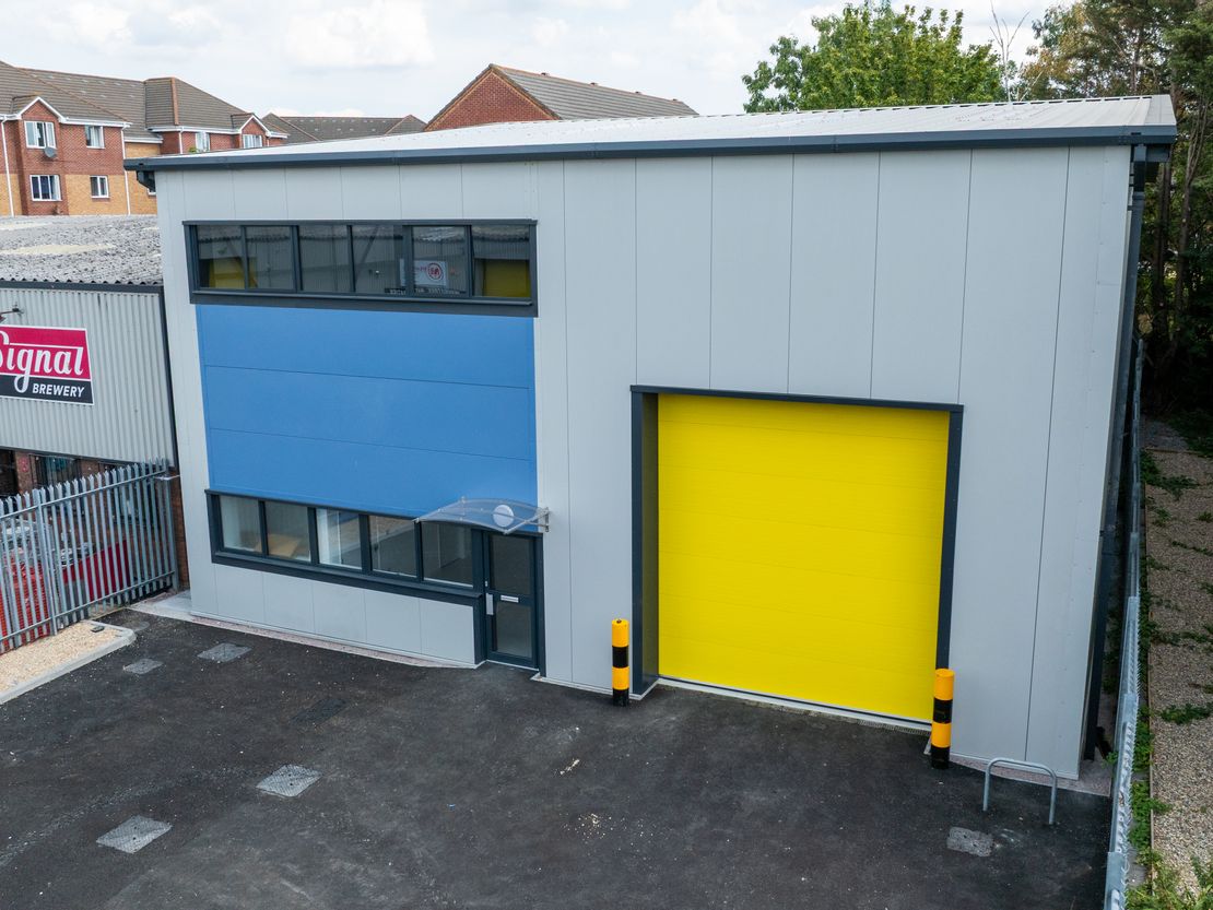 Unit 9, Stirling Way Industrial Estate, Stirling Way, Croydon, Surrey, CR0 4XN