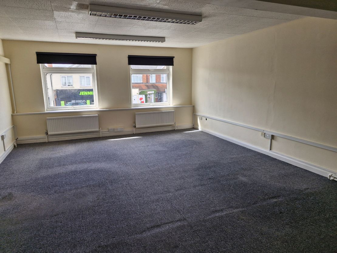 Suite 4 First Floor Office, 1551 Wimborne Road, Bournemouth, Dorset, BH10 7AZ