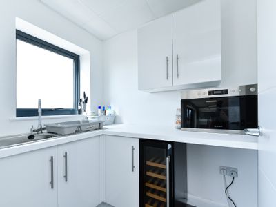 Property Image for Unit 10, East Bridgford Business Park, Kneeton Road, East Bridgford, Nottinghamshire, NG13 8PJ