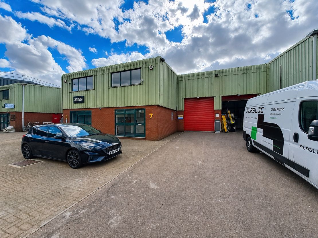 7 Alders Court, Watchmead, Welwyn Garden City, Hertfordshire, AL7 1LT