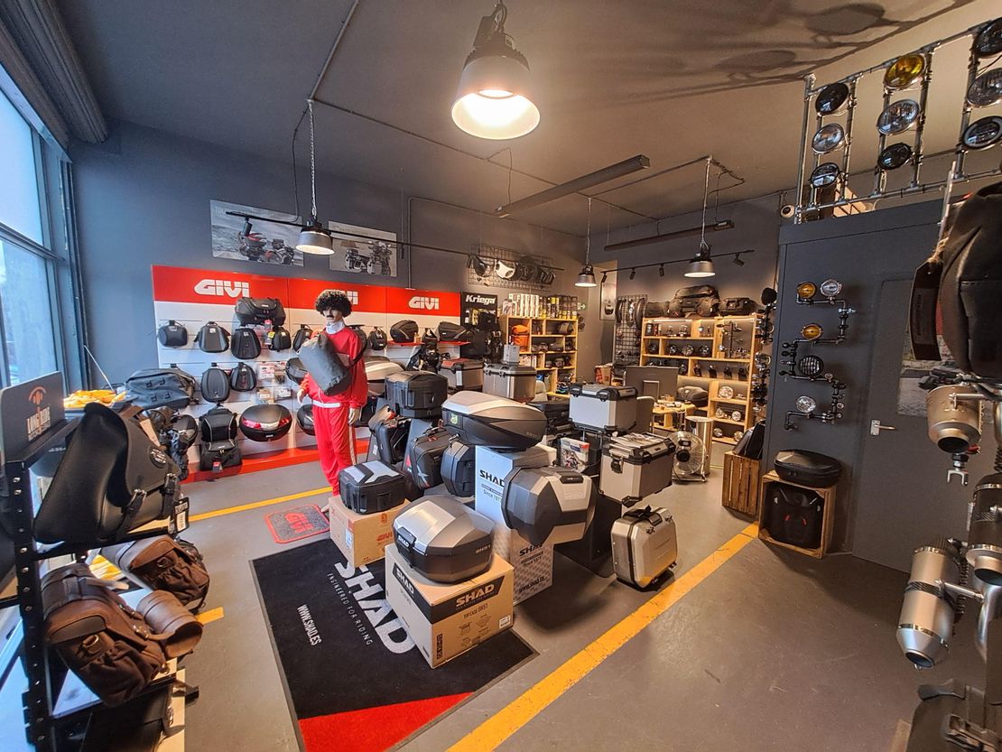 Unit 4 Knuway House, Cranborne Road, Potters Bar, Hertfordshire, EN6 3JN