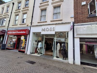 Property Image for 24 Silver Street, Bedford, Bedfordshire, MK40 1SU