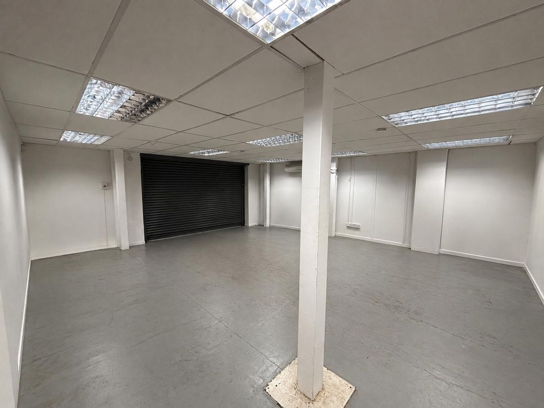 Unit 3, Station Yard, Station Road, Hungerford, Berkshire, RG17 0DY