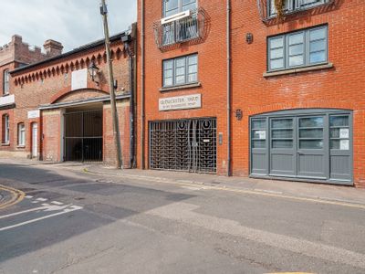 Property Image for 3 Gloucester Yard, 121-123 Gloucester Road, Brighton, East Sussex, BN1 4AF