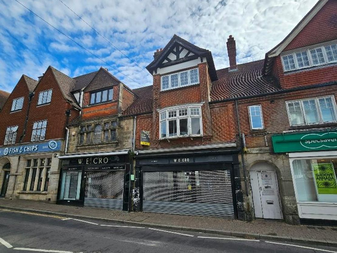 8 High Street, Crowborough, TN6 2QA