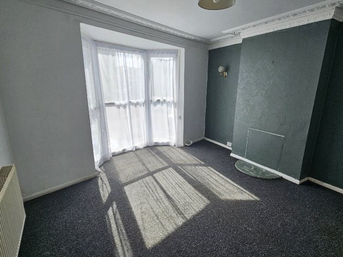208-210 Seaside, Eastbourne, BN22 7QT