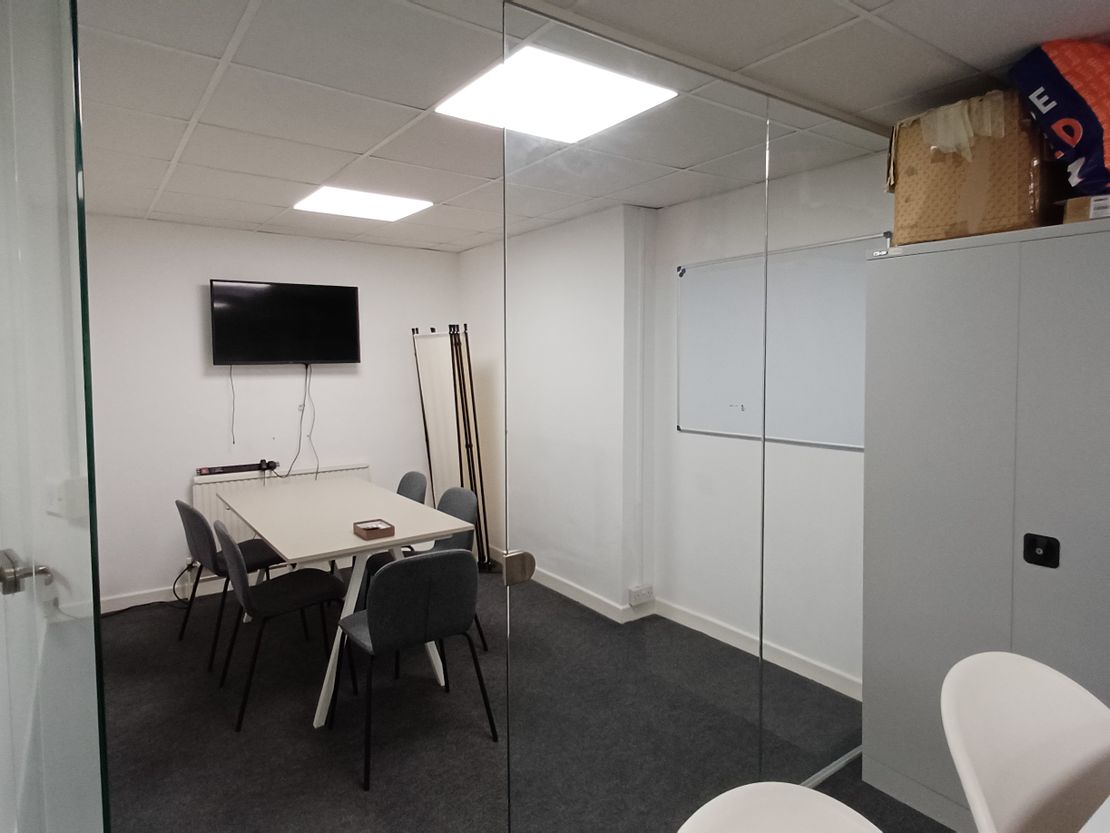 Second Floor, 30 Market Place, Hitchin, Hertfordshire, SG5 1DY