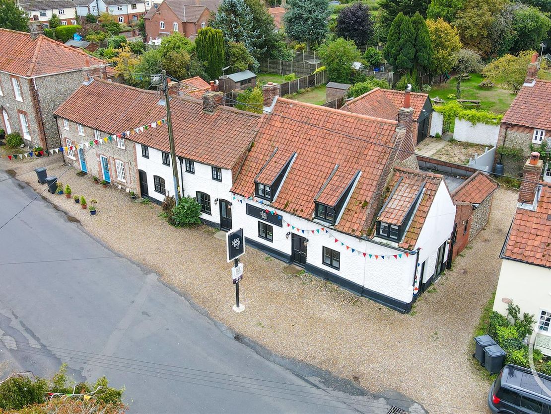 Holt Road, Langham