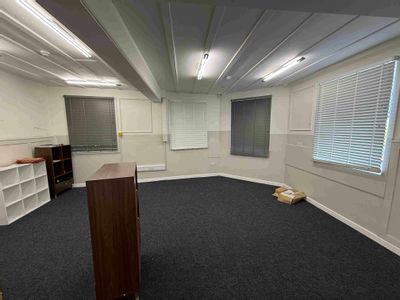 Property Image for 35 High Street, Newcastle Under Lyme, ST5 1QZ