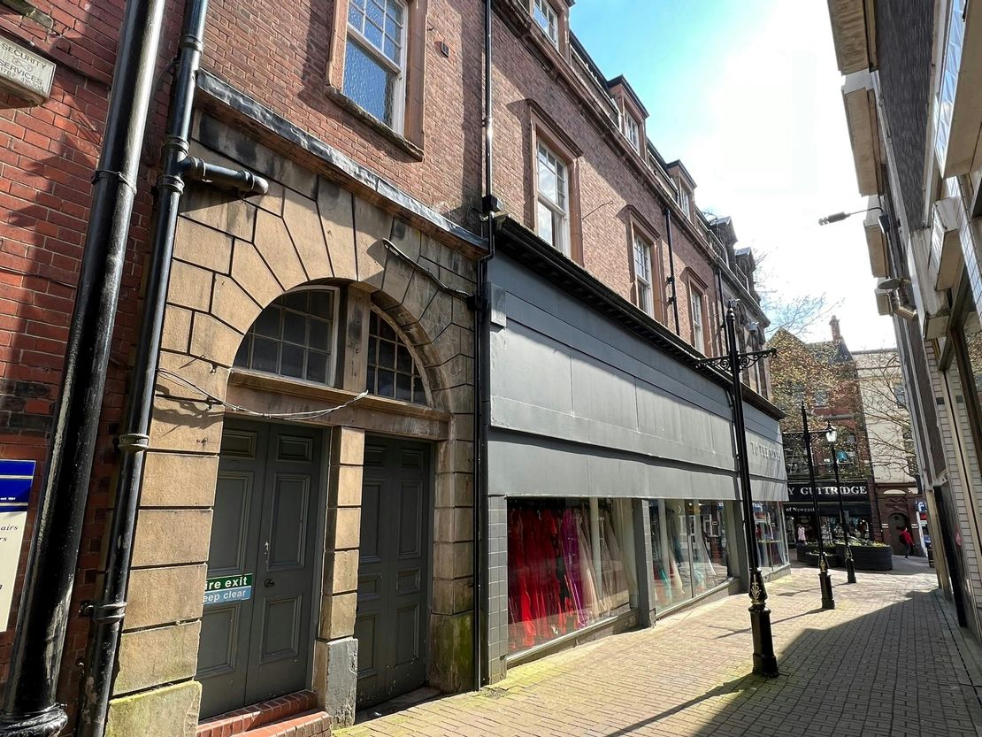 35 High Street, Newcastle Under Lyme, ST5 1QZ
