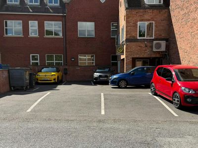 Property Image for Ground Floor Suite, 5-7 High Street, Henley-in-Arden, B95 5AA