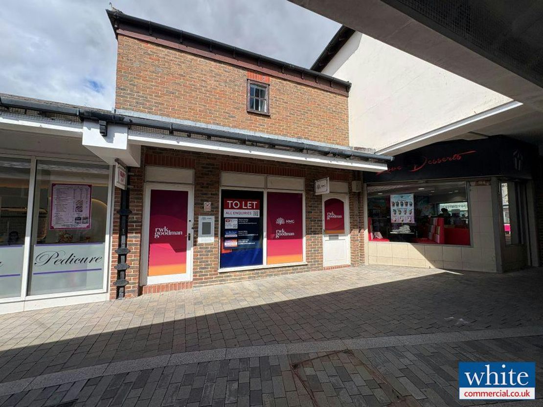 Units 4, 32 & 3 Crown Walk, Bicester, OX26 6HY