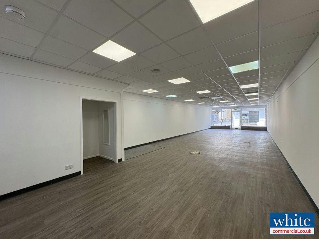 Units 4, 32 & 3 Crown Walk, Bicester, OX26 6HY