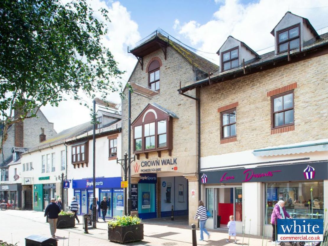Units 4, 32 & 3 Crown Walk, Bicester, OX26 6HY