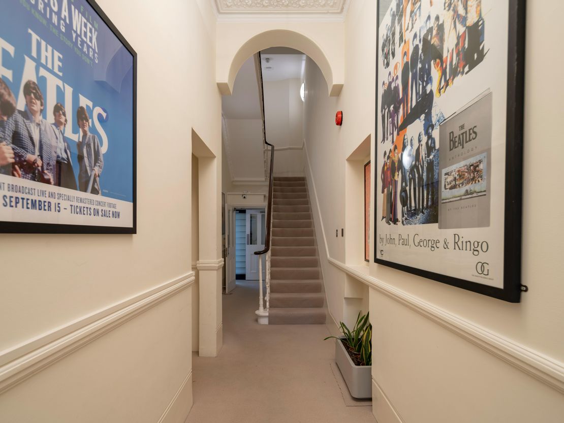 27 Ovington Square, London, SW3 1LJ