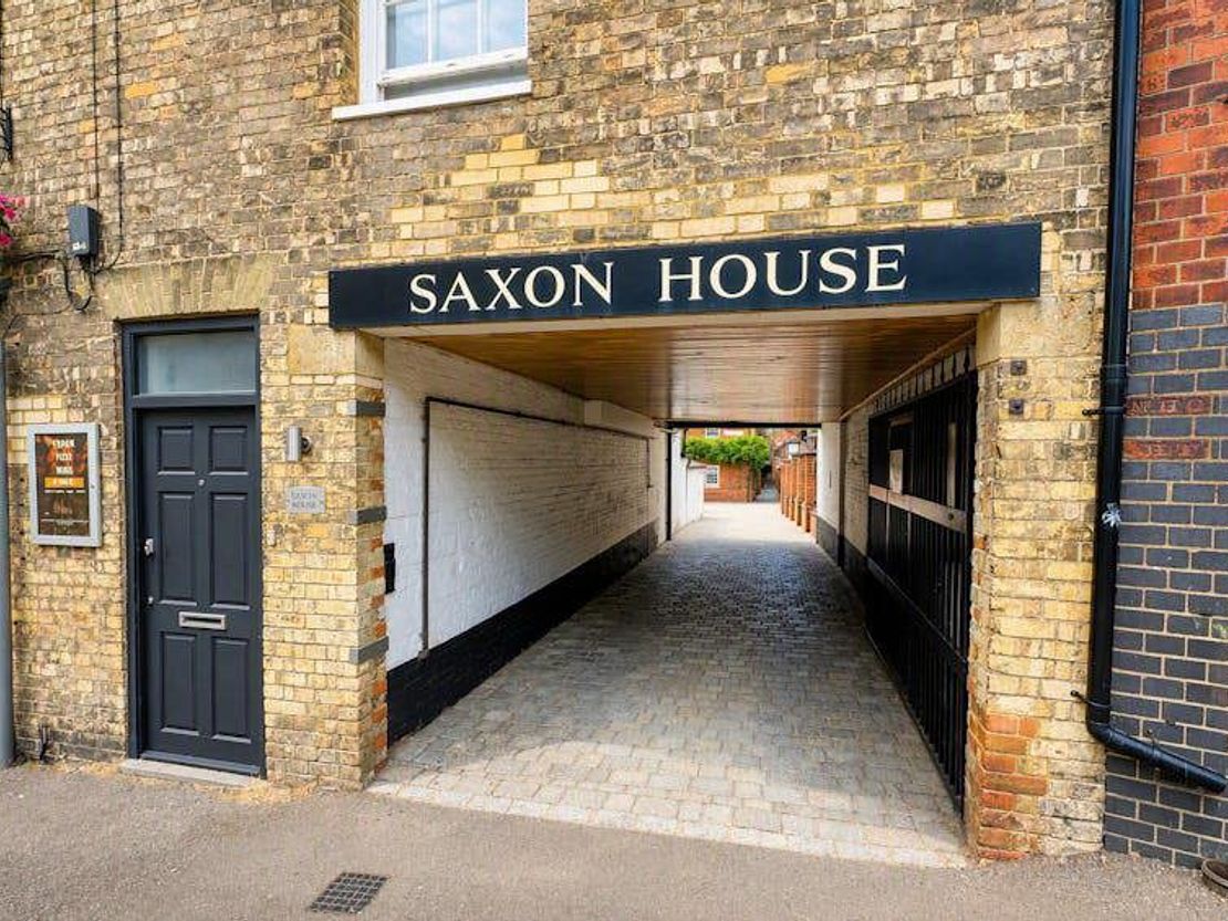 Saxon House, 28 Castle Street, Guildford, Surrey, GU1 3UW