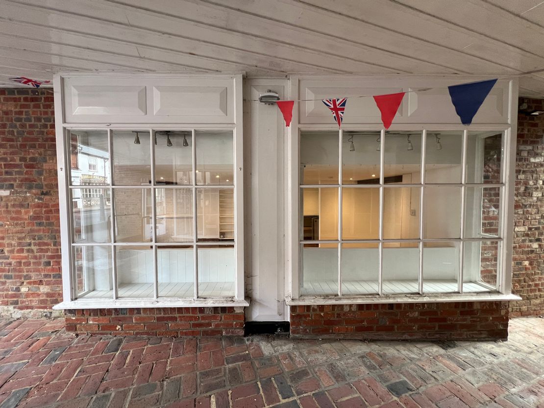 3 High Street, Roman Quay, Fordingbridge, Hampshire, SP6 1AS
