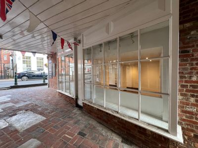 Property Image for 3 High Street, Roman Quay, Fordingbridge, Hampshire, SP6 1AS