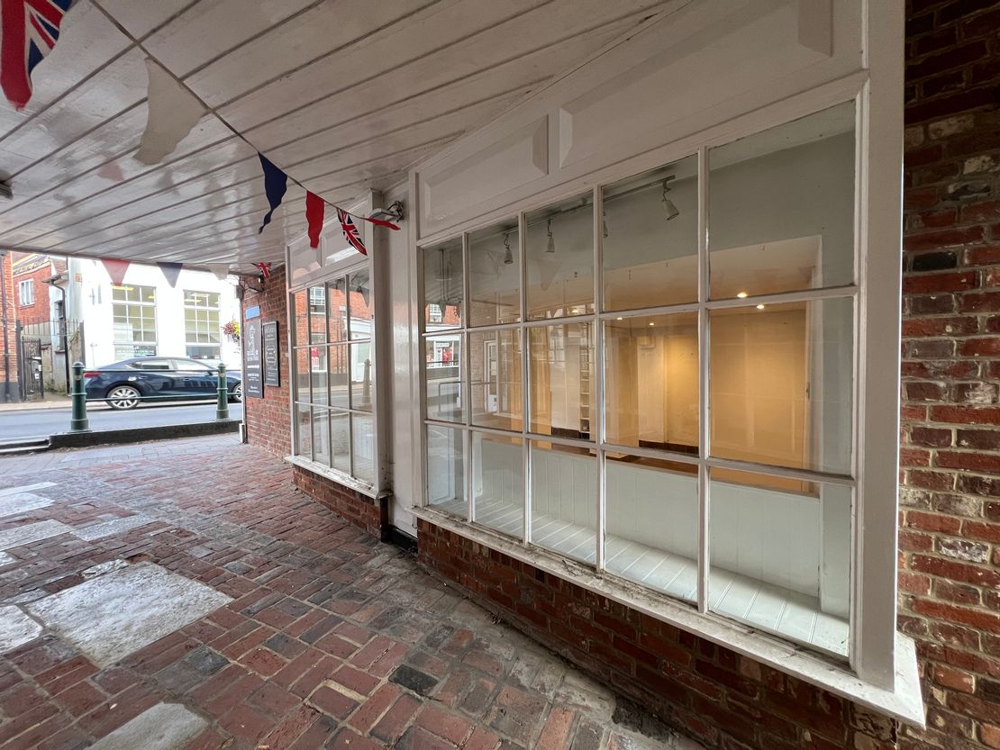3 High Street, Roman Quay, Fordingbridge, Hampshire, SP6 1AS