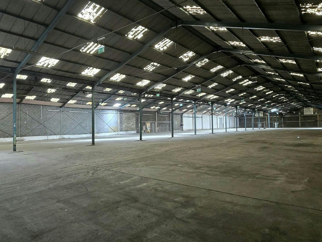 Warehouse 2B, Rippleside Commercial Estate, Ripple Road, Barking, IG11 0RJ