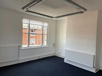 Property Image for 1A The Broadway, Hatfield, AL9 5BG