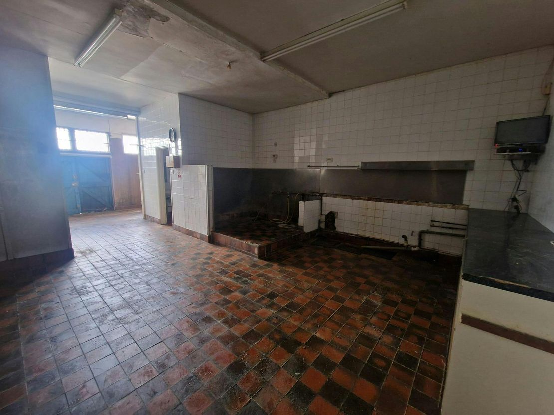 Unit 4 Burnaby Close, South Ham, Basingstoke, RG22 6UJ