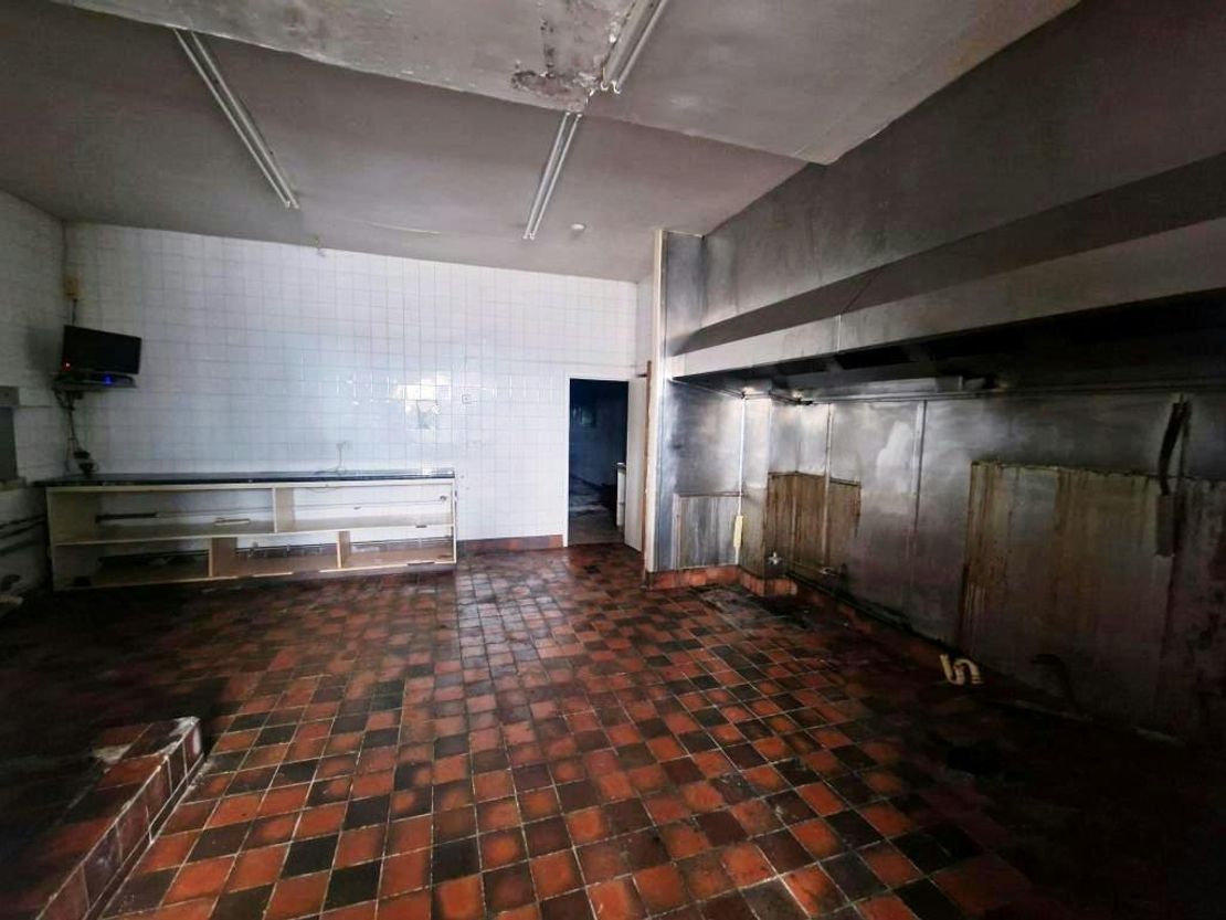 Unit 4 Burnaby Close, South Ham, Basingstoke, RG22 6UJ