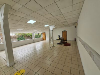 Property Image for Ufton Lane Garage, Sittingbourne, Kent, ME10 1JA