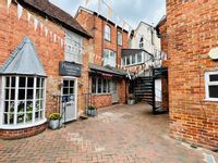 Property Image for 9 Inch's Yard, Market Street, Newbury, Berkshire, RG14 5DP