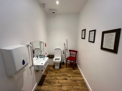 Property Image for 13 George Street, Perth, Perth And Kinross, PH1 5JY