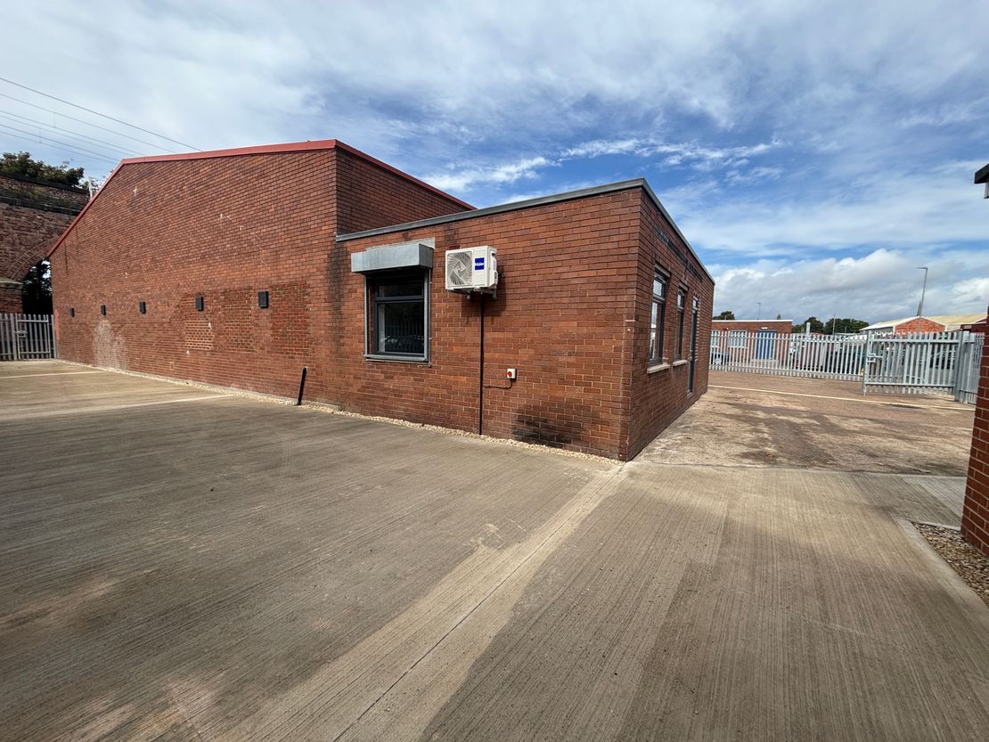 Unit D, Tadman Street, Wakefield, West Yorkshire, WF1 5QU