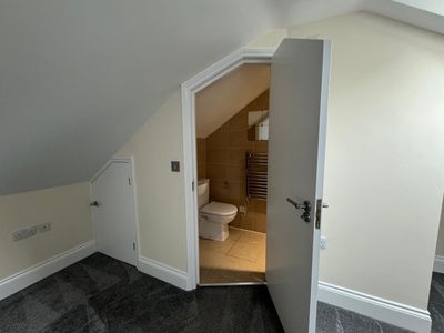 Property Image for Flat 6 Pennine House, 18 Barnsley Road, Scissett, HD8 9GJ