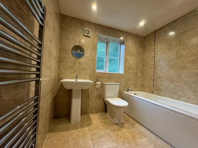 Property Image for Flat 6 Pennine House, 18 Barnsley Road, Scissett, HD8 9GJ