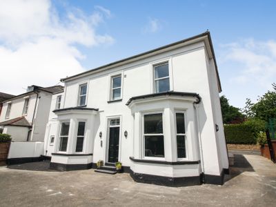 Property Image for 1 First Avenue, Sherwood Rise, Nottingham, NG7 6JL