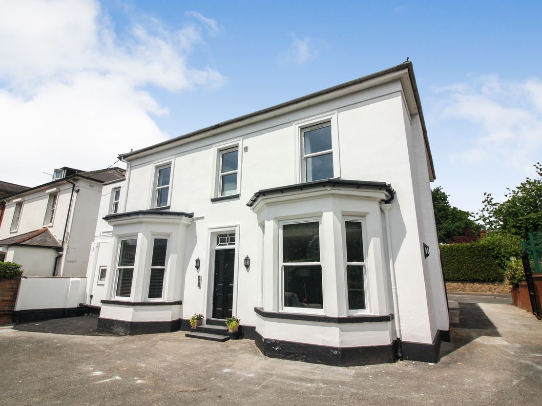1 First Avenue, Sherwood Rise, Nottingham, NG7 6JL