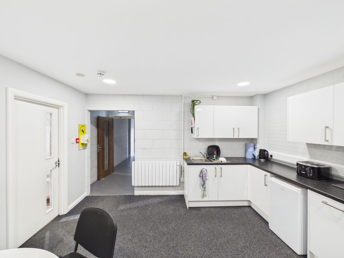 79 A & B Salamander Street, Edinburgh, City Of Edinburgh, EH6 7JZ