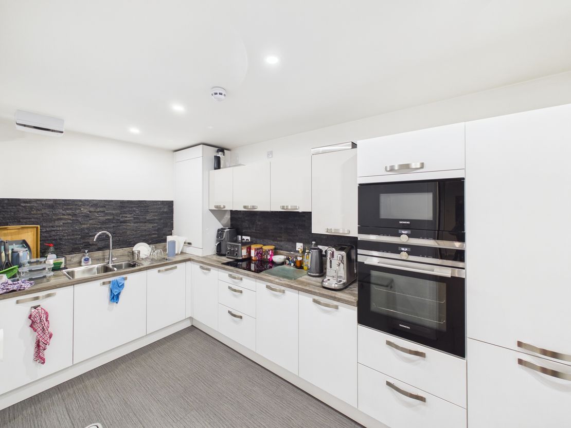 79 A & B Salamander Street, Edinburgh, City Of Edinburgh, EH6 7JZ