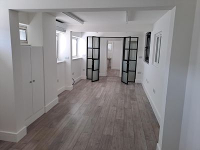 Property Image for 12 Little Ridge, Welwyn Garden City, Hertfordshire, AL7 2BH