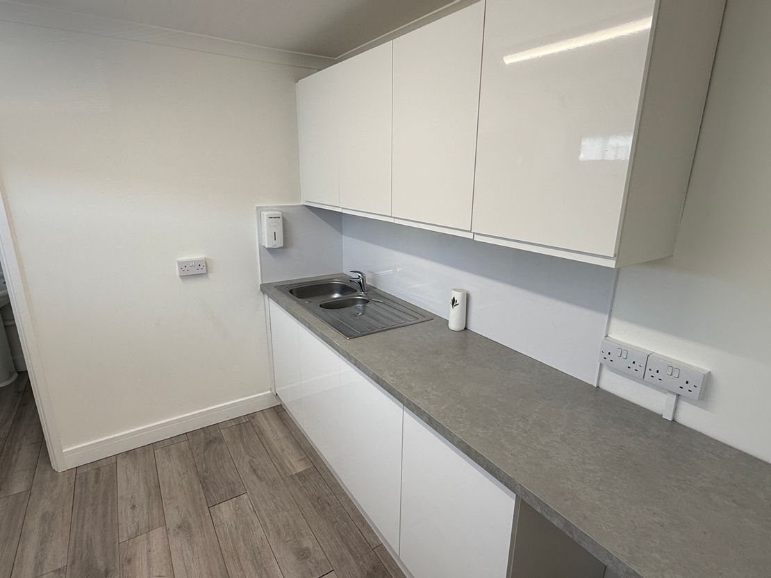 12 Little Ridge, Welwyn Garden City, Hertfordshire, AL7 2BH