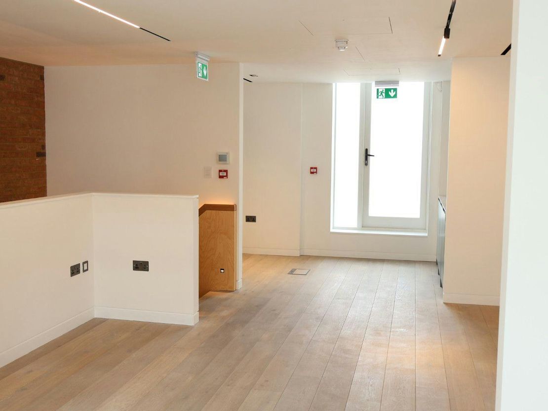 88 Notting Hill Gate, London, W11 3HP