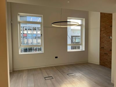 Property Image for 88 Notting Hill Gate, London, W11 3HP