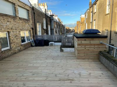 Property Image for 88 Notting Hill Gate, London, W11 3HP