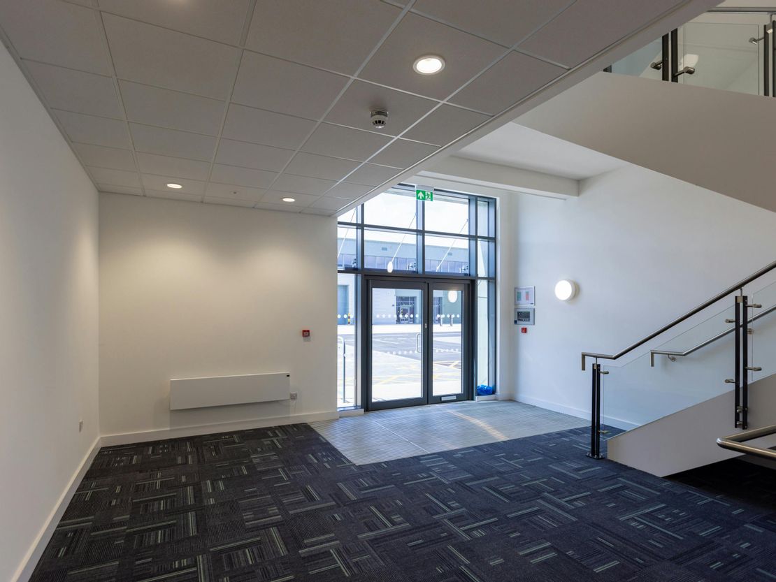 Unit 15 T45, Aire Valley Road, Leeds, LS9 0AA
