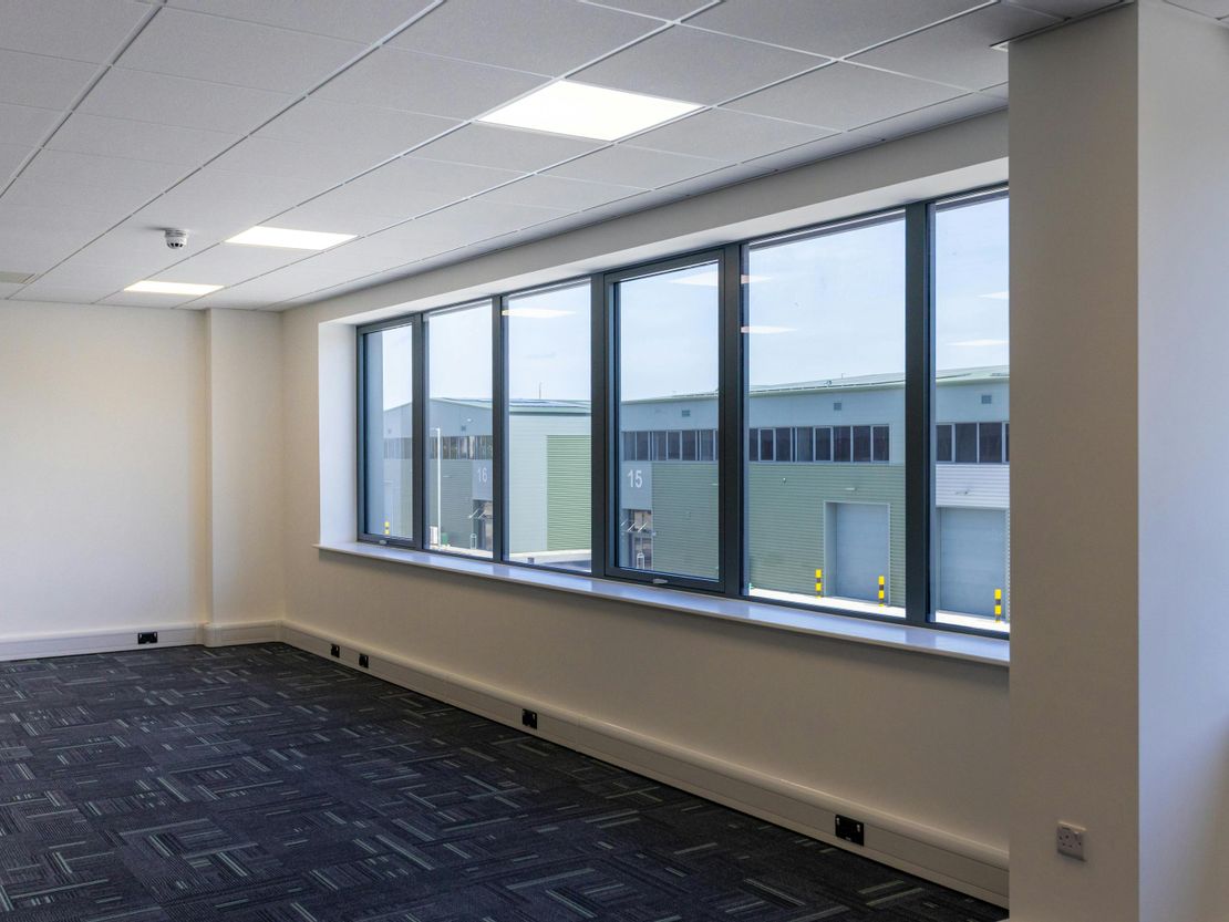 Unit 10 T45, Aire Valley Road, Leeds, LS9 0AA